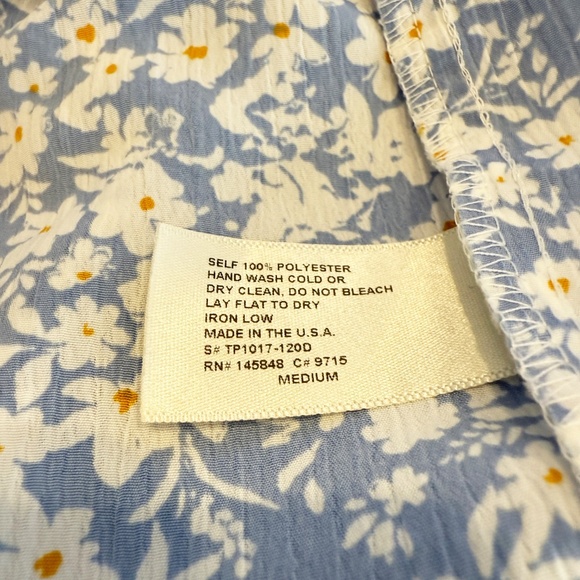 Everly Blue Floral Tank Size Medium Women's Spaghetti Strap Racer Back N… - Picture 4 of 6